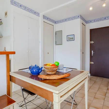 Horizon Marin-10 By Interhome